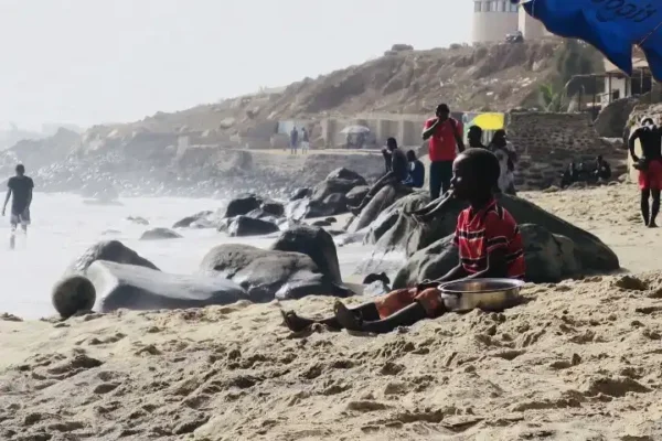 Senegal Fishing Village(1)