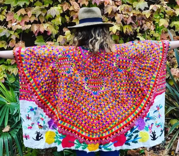 Vintage Guatemalan Huipil — Over 100 Years Old £420 (back